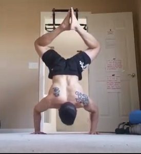 Handstandpushup.com Advanced Handstand Push Up Guide Tripod Headstand Handstand Push Up Movement 4