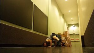 Handstandpushup.com Advanced Handstand Push Up Guide Bent Arm Press Up to Handstand Push Up movement 1