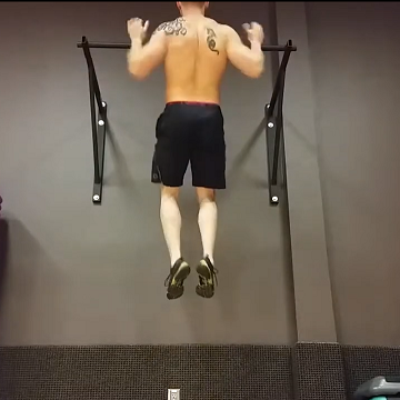 Handstandpushup.com Handstand Push Up Beginner to Advanced Back Workout 8 Plyometric Switch Grip Pull Ups black shorts