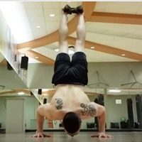 Handstand Push-Up shoulder Exercise Video handstand push-up shoulder exercise